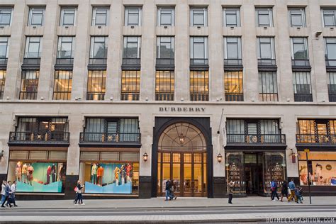 www.burberry.com UK